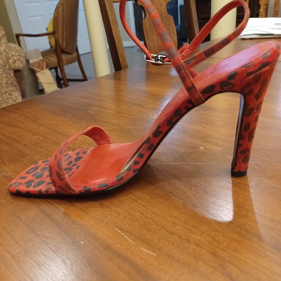 Colin Stuart heeled sandal - Picture 2 of 3